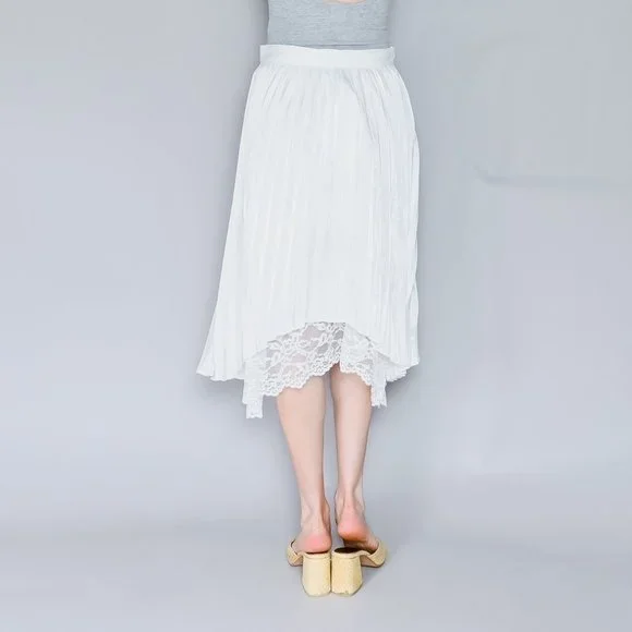 CALVIN LUO Lace Hem White Satin Pleated Skirt NWT L - Picture 5 of 7